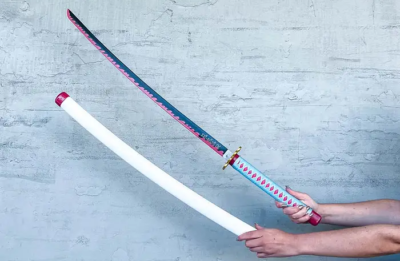 Mitsuri Kanroji's Blush Nichirin Blade: Waltzing with Elegance and Precision