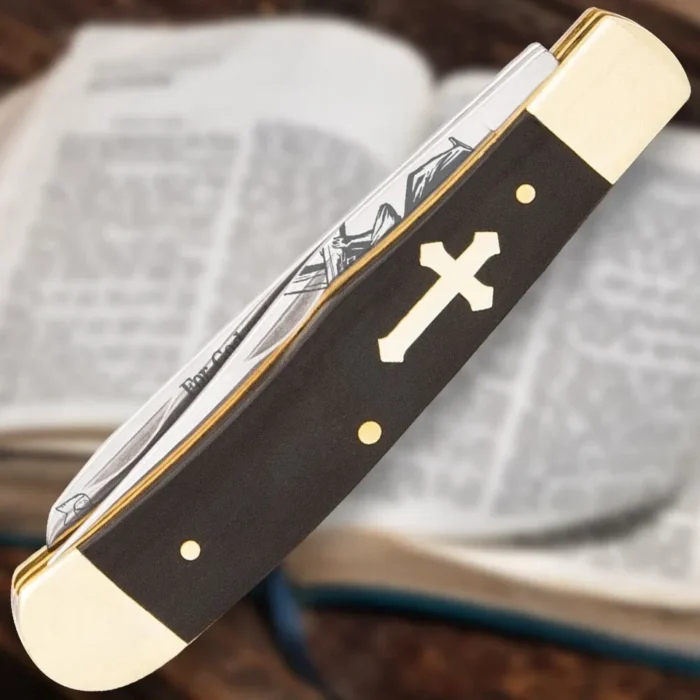 Salvation Trapper Pocket Knife with John 3:16 Etching