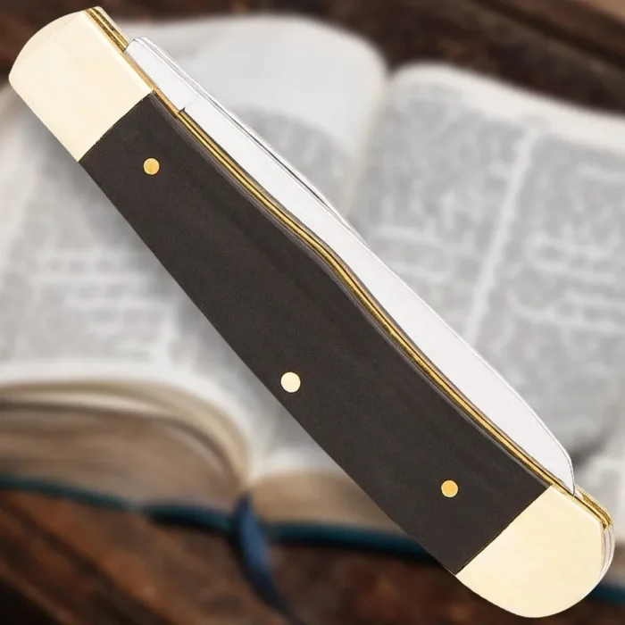 Salvation Trapper Pocket Knife with John 3:16 Etching